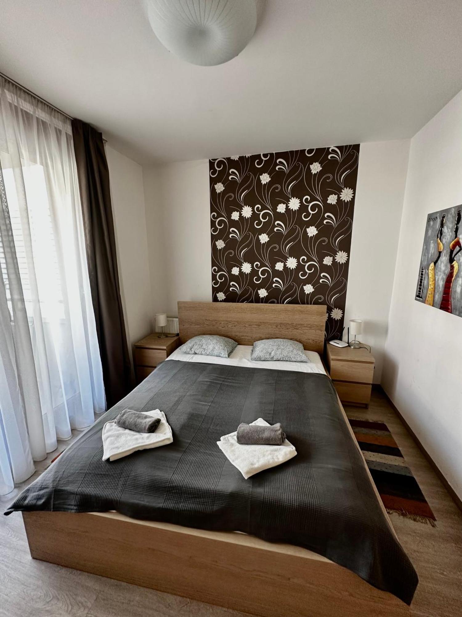 Leda Apartmán *