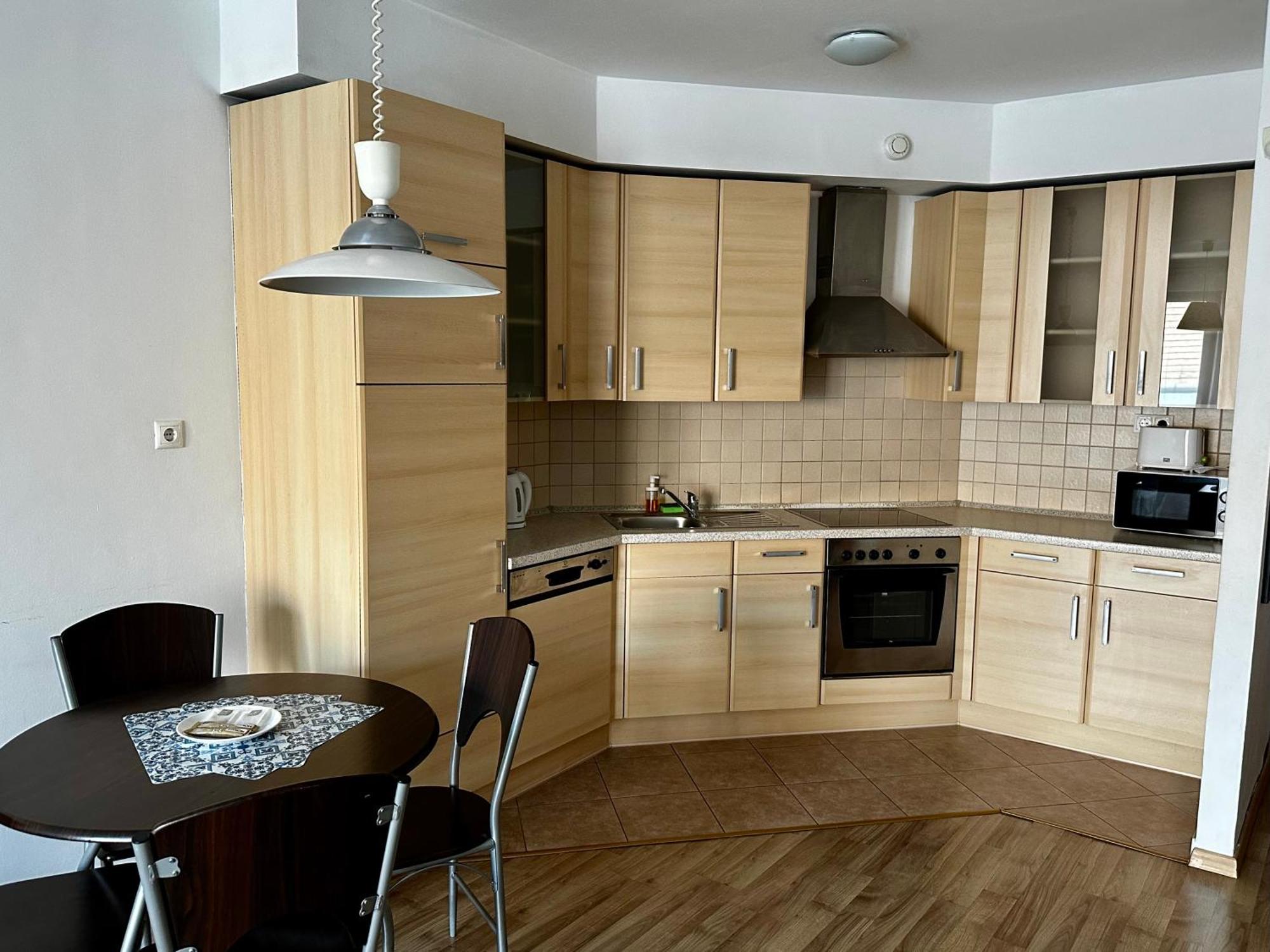 Leda Apartment