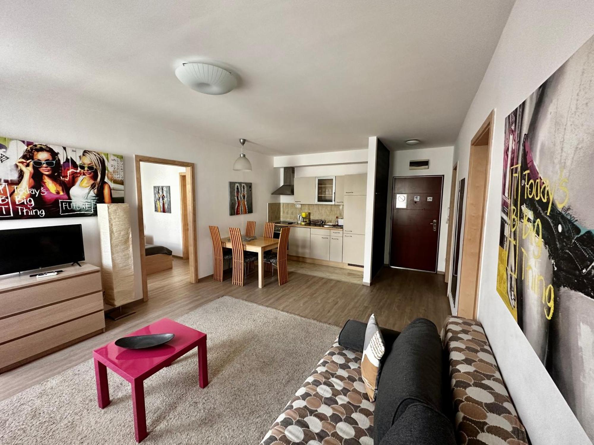 Leda Apartman