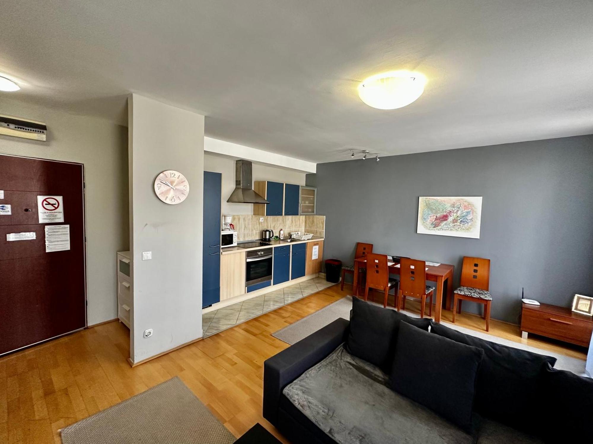 Leda Apartman